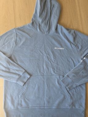Columbia Men's Dusty Blue Pullover Hoodie with Small Chest Logo